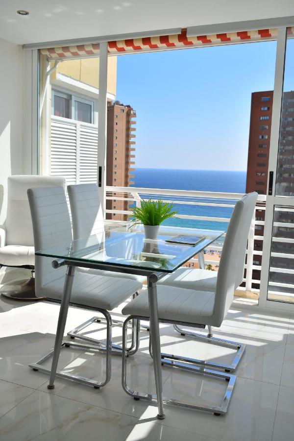 Los Caballos Vip Playa Levante Benidorm Eksteriør billede
