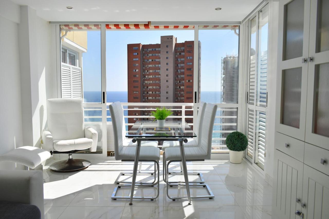 Los Caballos Vip Playa Levante Benidorm Eksteriør billede