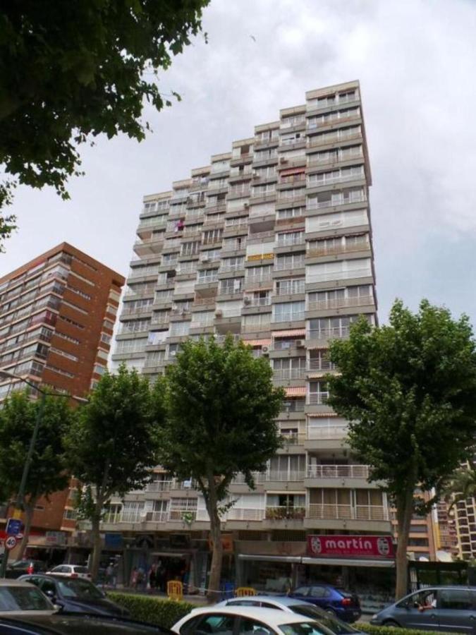 Los Caballos Vip Playa Levante Benidorm Eksteriør billede